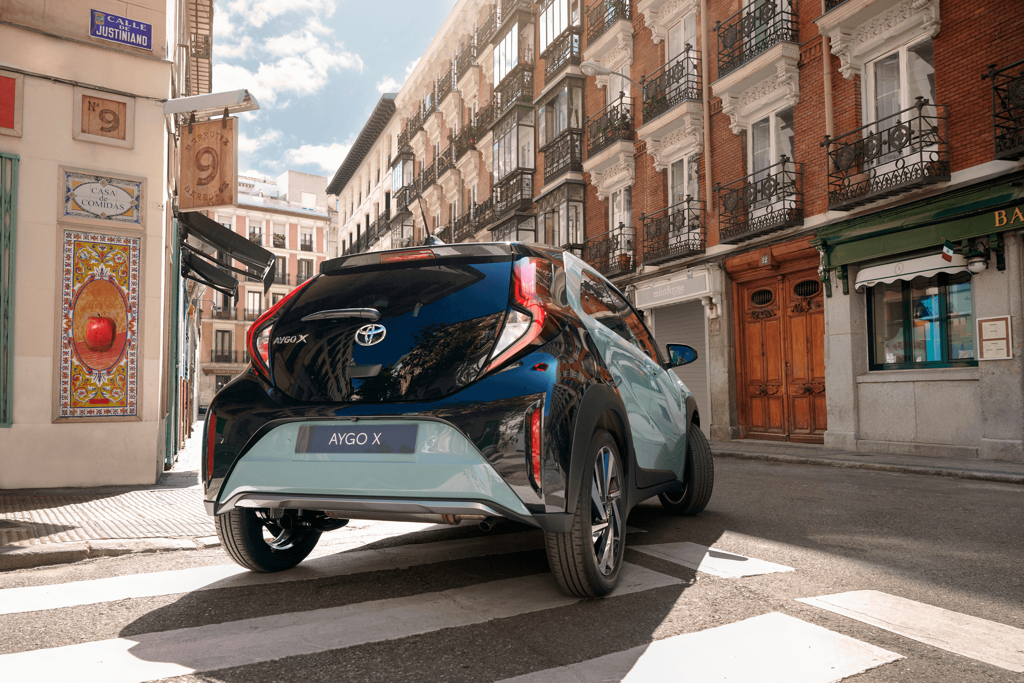 Toyota Aygo X, voiture citadine polyvalente - en vente au Garage du Saugy