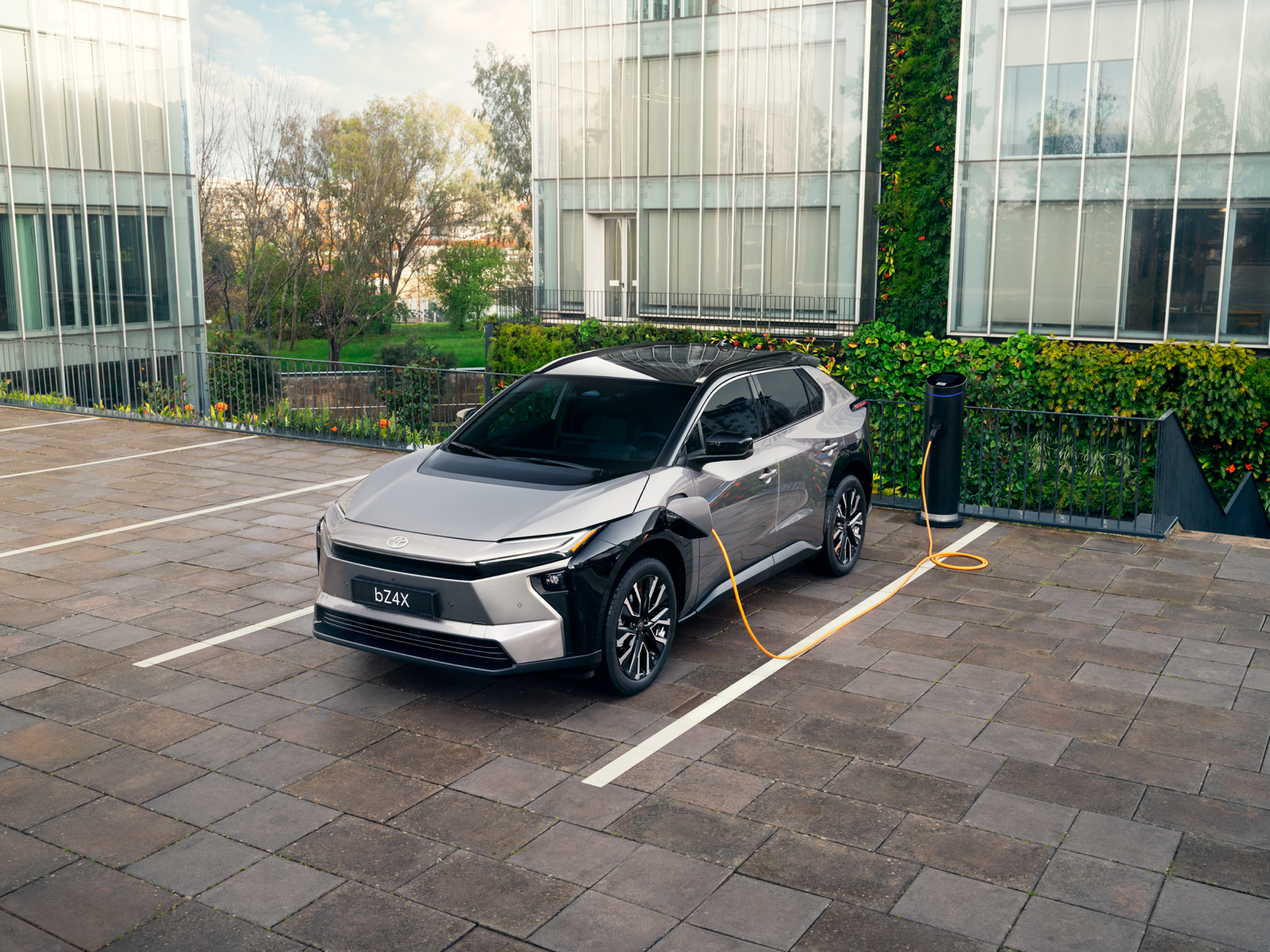 Toyota bZ4X 100% électrique (en recharge) - en vente au Garage du Saugy
