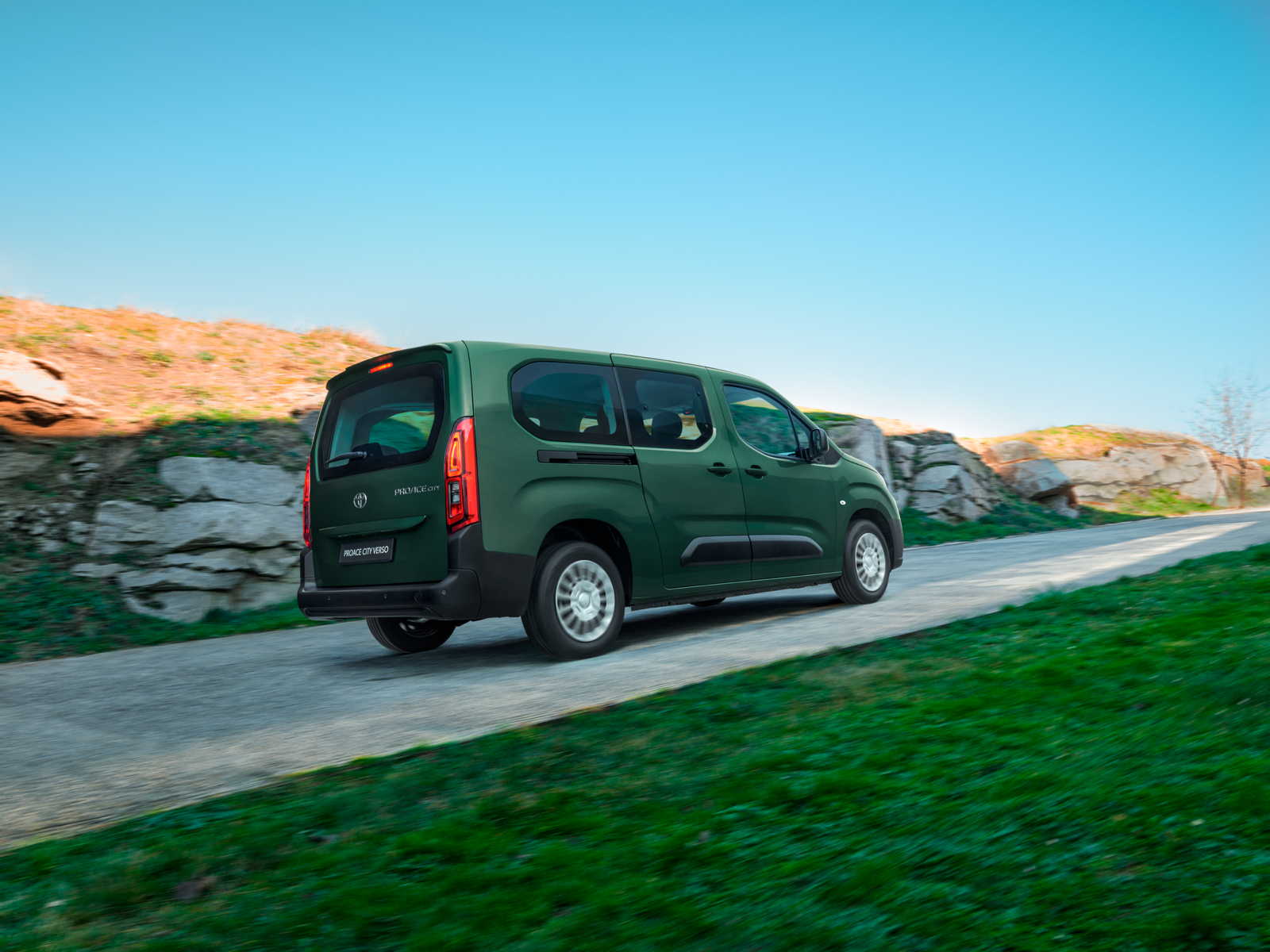 Toyota Proace City Verso - van familial ou utilitaire polyvalent - en vente au Garage du Saugy